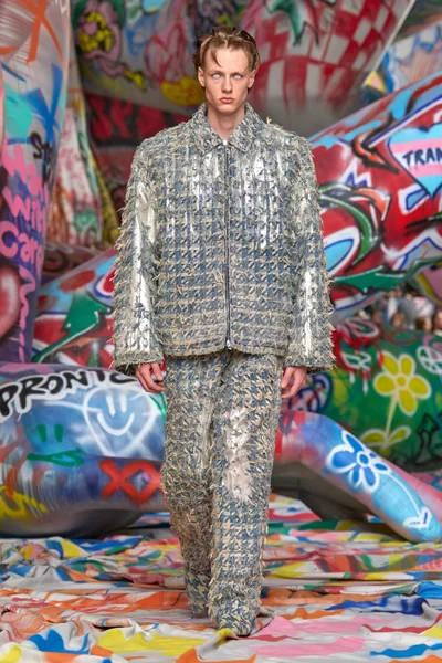 Look 67